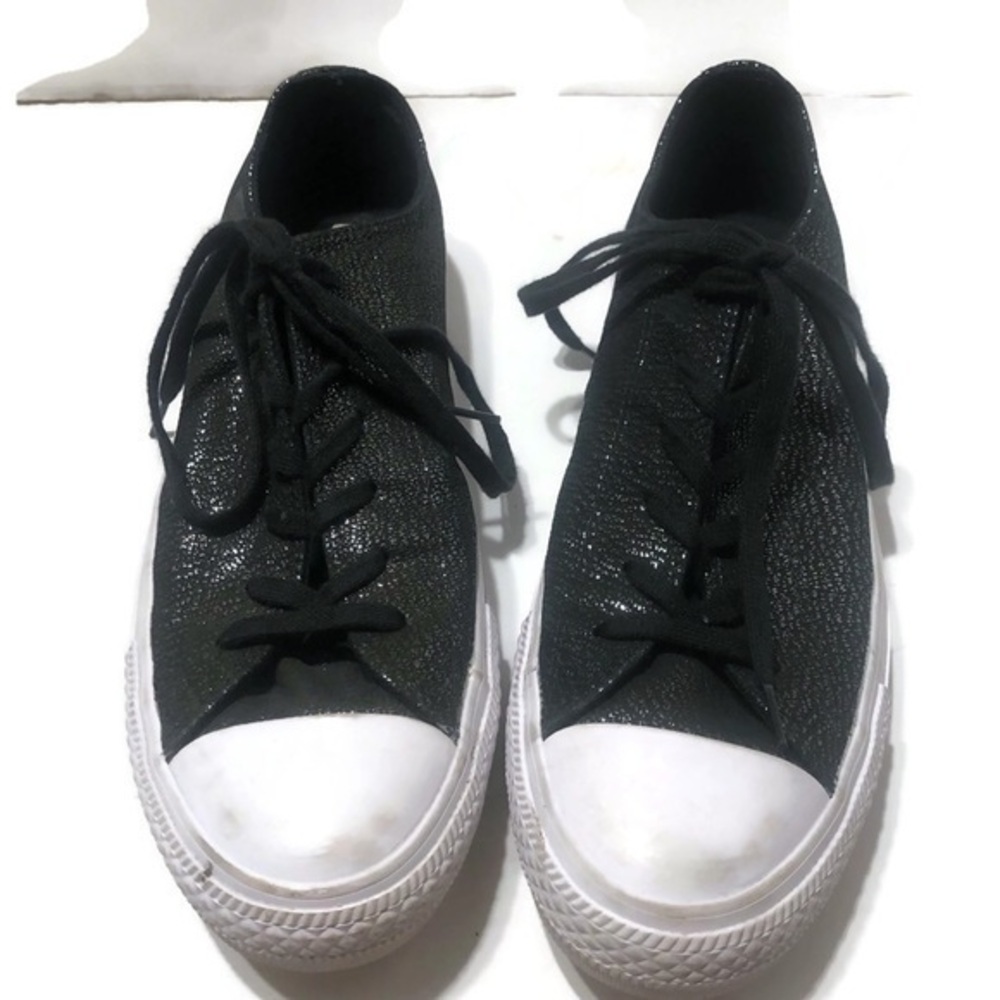 Converse All Star ~ Pebbled Leather ~ Black Shoes / Sneakers ~ Womens US 8
